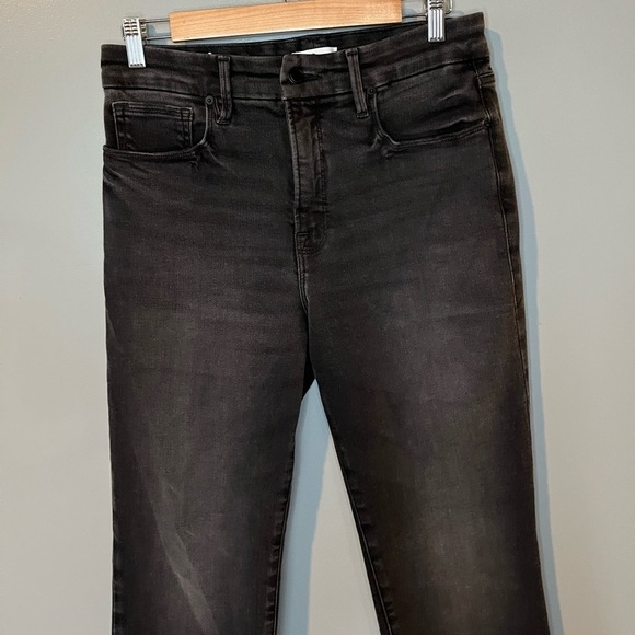 Good American Good Classic High Rise Slim Straight Jeans -  Black271 - Picture 3 of 8